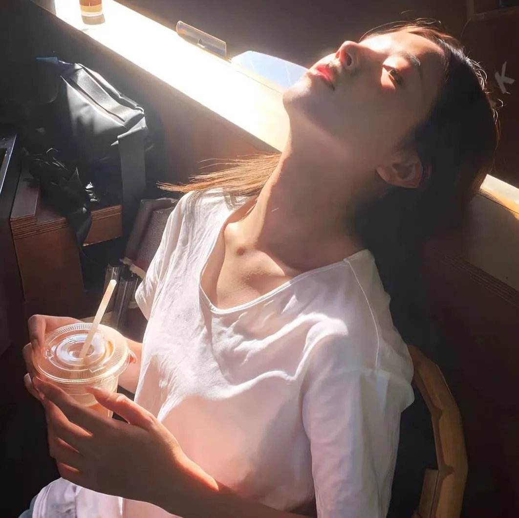 胖子的铁皮缠结 海报