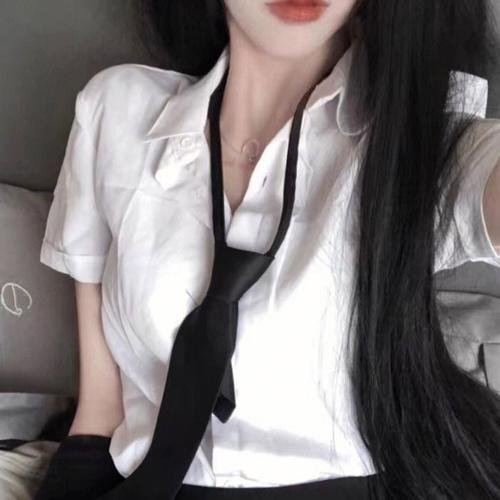 偷心女巫 海报