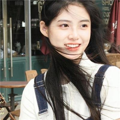 某处,某人 海报